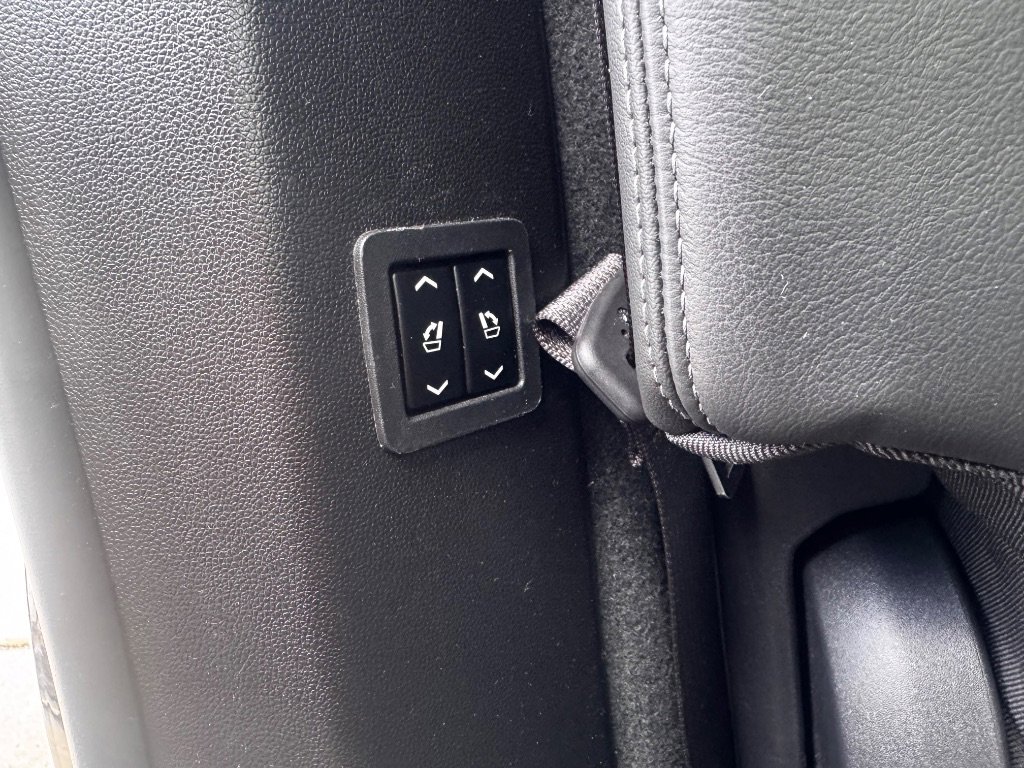 Used 2020 Cadillac XT6 Premium Luxury image 37