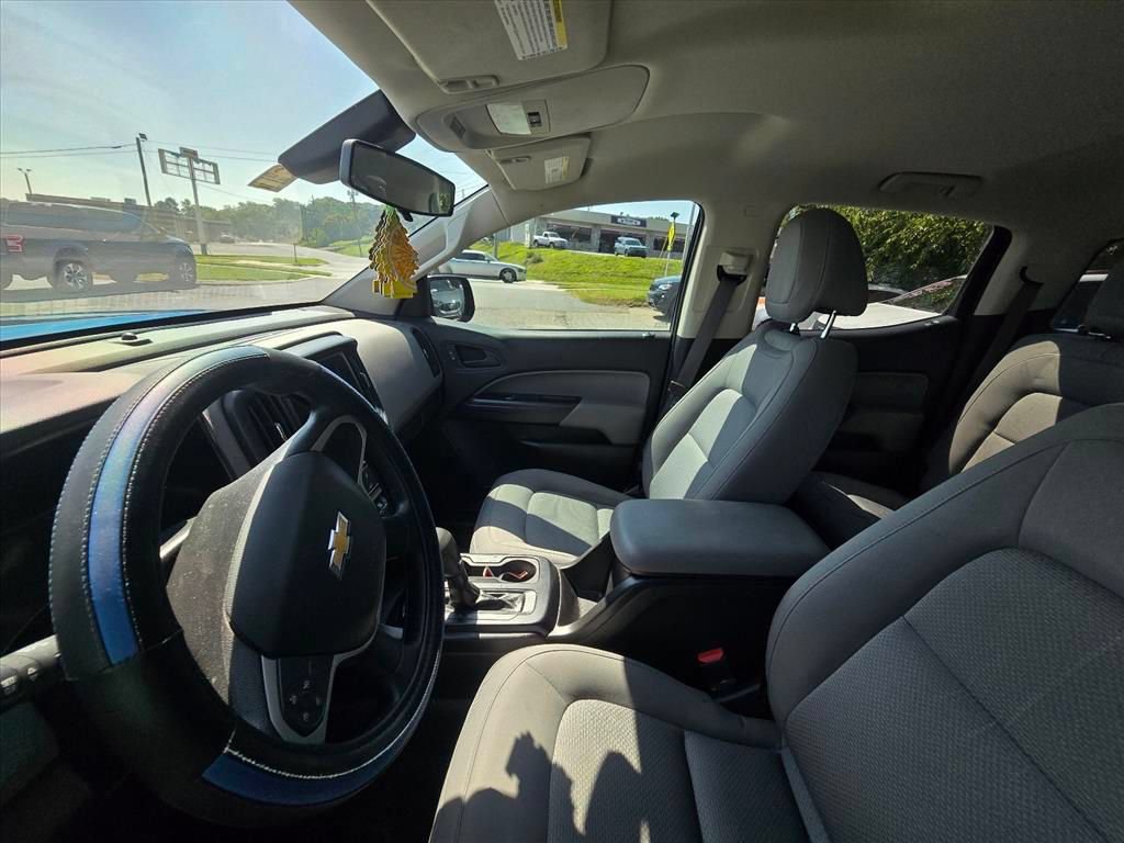 Used 2019 Chevrolet Colorado W/T w/ WT Convenience Package RWD image 4