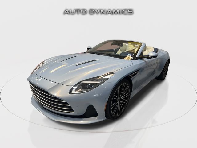 Used 2025 Aston Martin DB12 Convertible image 1