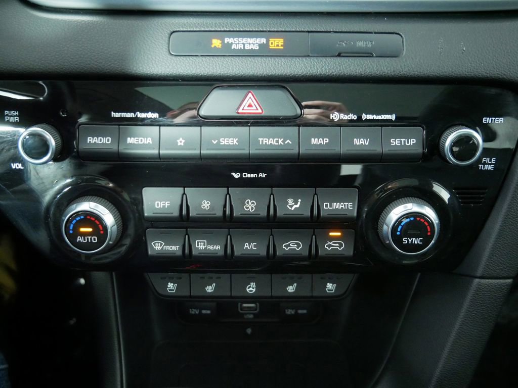 Certified 2021 Kia Sportage EX w/ EX Technology Package AWD/4WD image 33