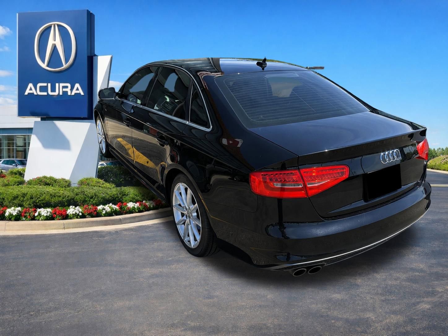Used 2014 Audi A4 2.0T Premium Plus w/ Premium Plus Package AWD/4WD image 2
