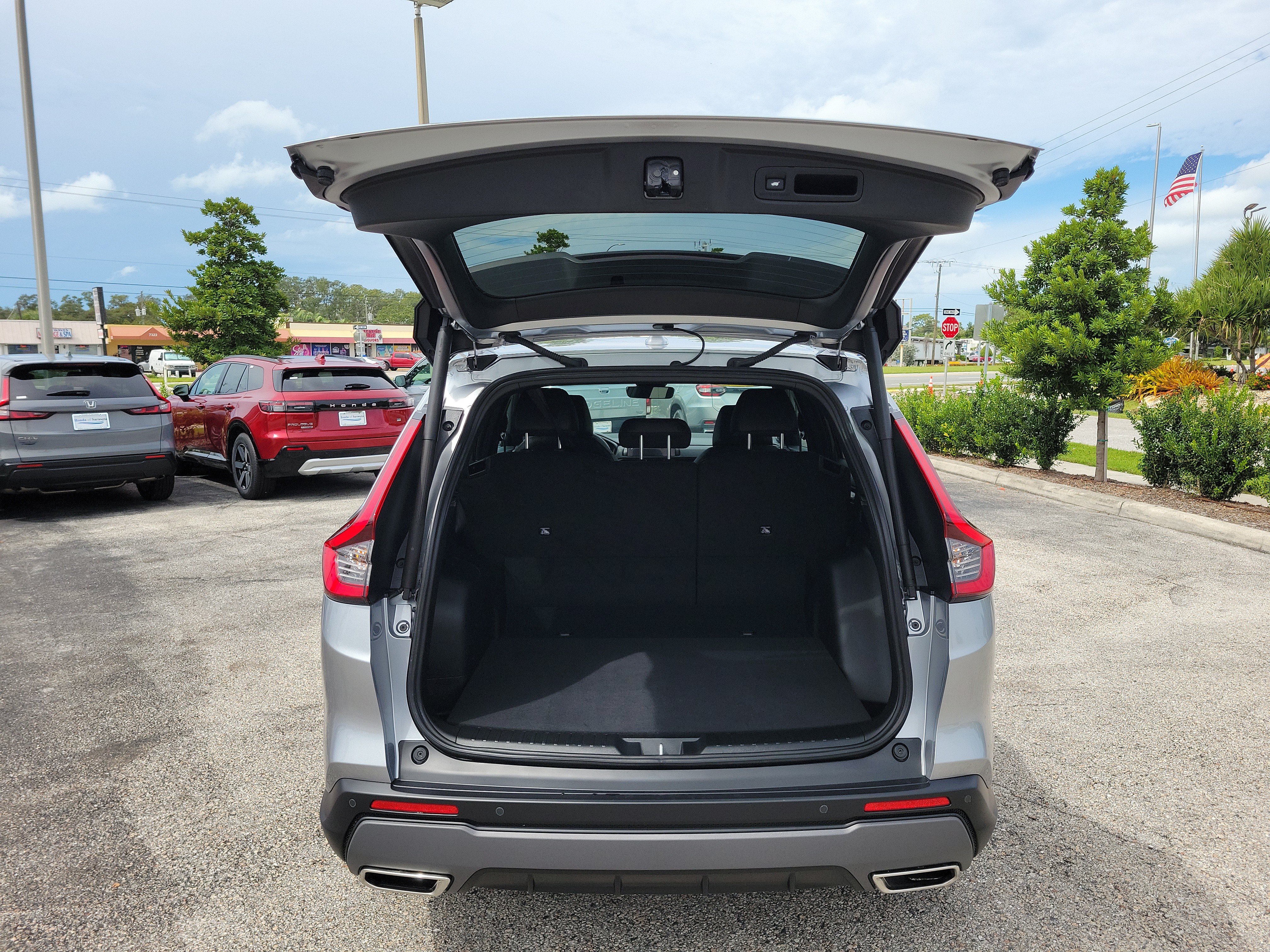 Used 2026 Honda CR-V Sport-L image 11