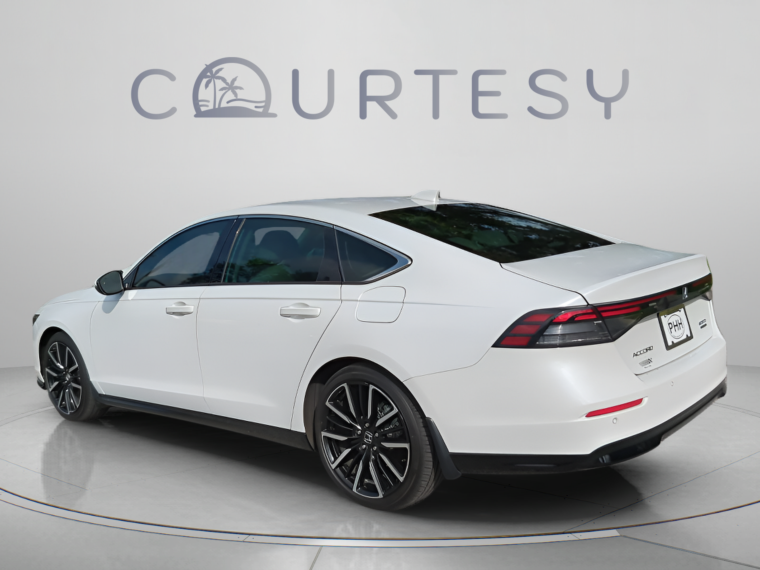 Certified 2023 Honda Accord Touring image 5