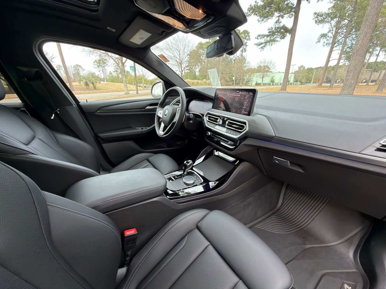 Certified 2023 BMW X4 xDrive30i w/ Parking Assistance Package image 21