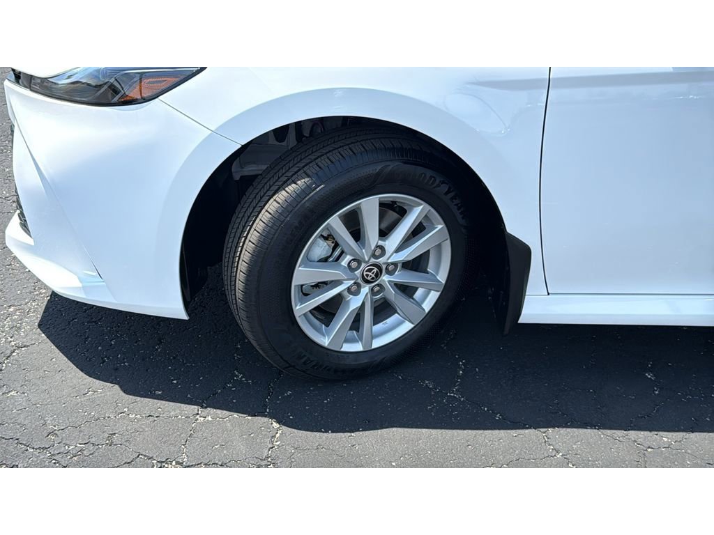 New 2026 Toyota Camry LE AWD/4WD image 11