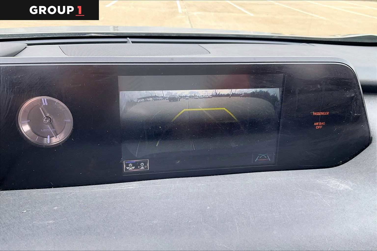 Used 2020 Lexus UX 200 w/ Premium Package image 24