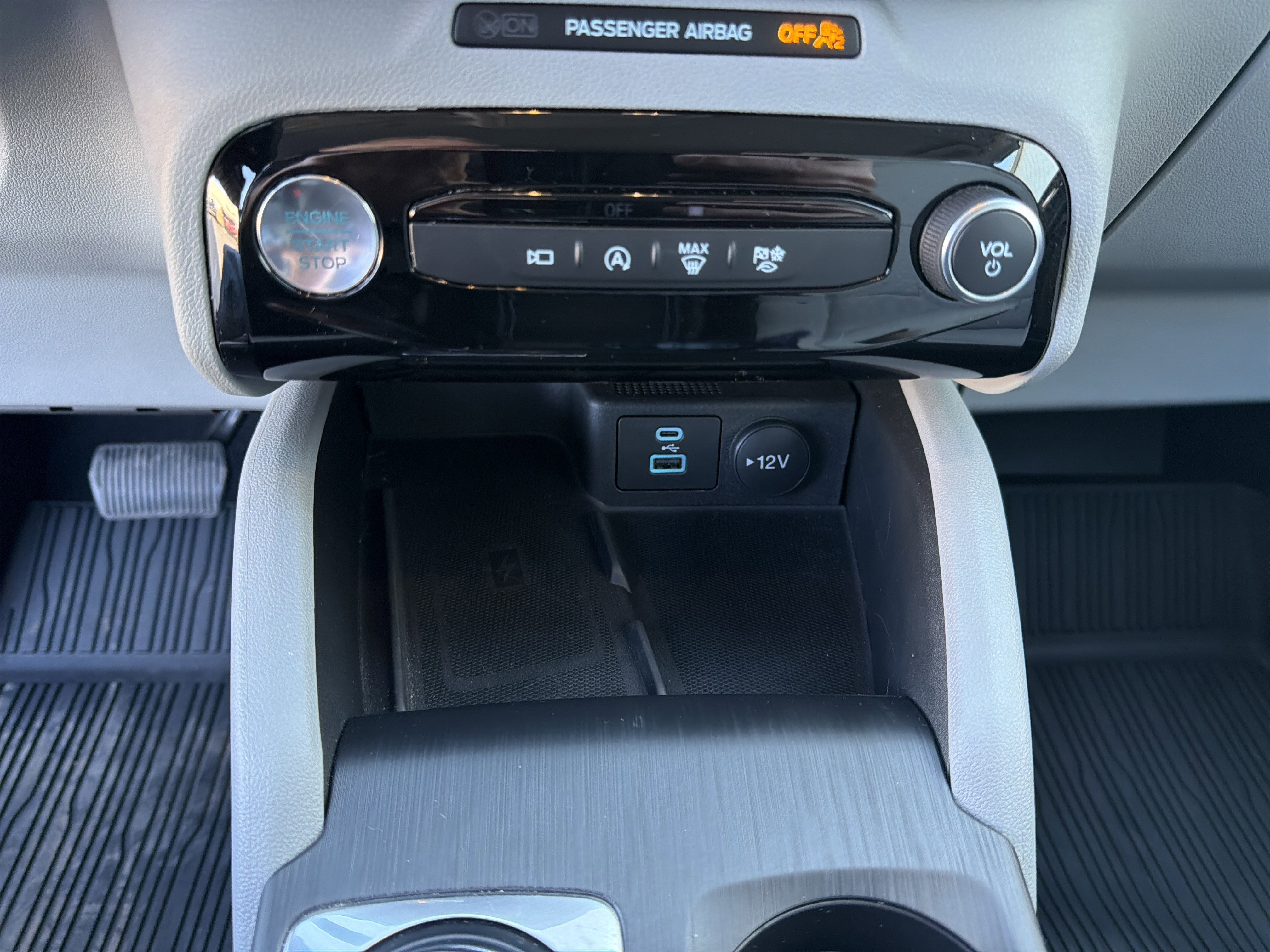 Used 2023 Ford Escape Active w/ Tech Pack #2 AWD/4WD image 36