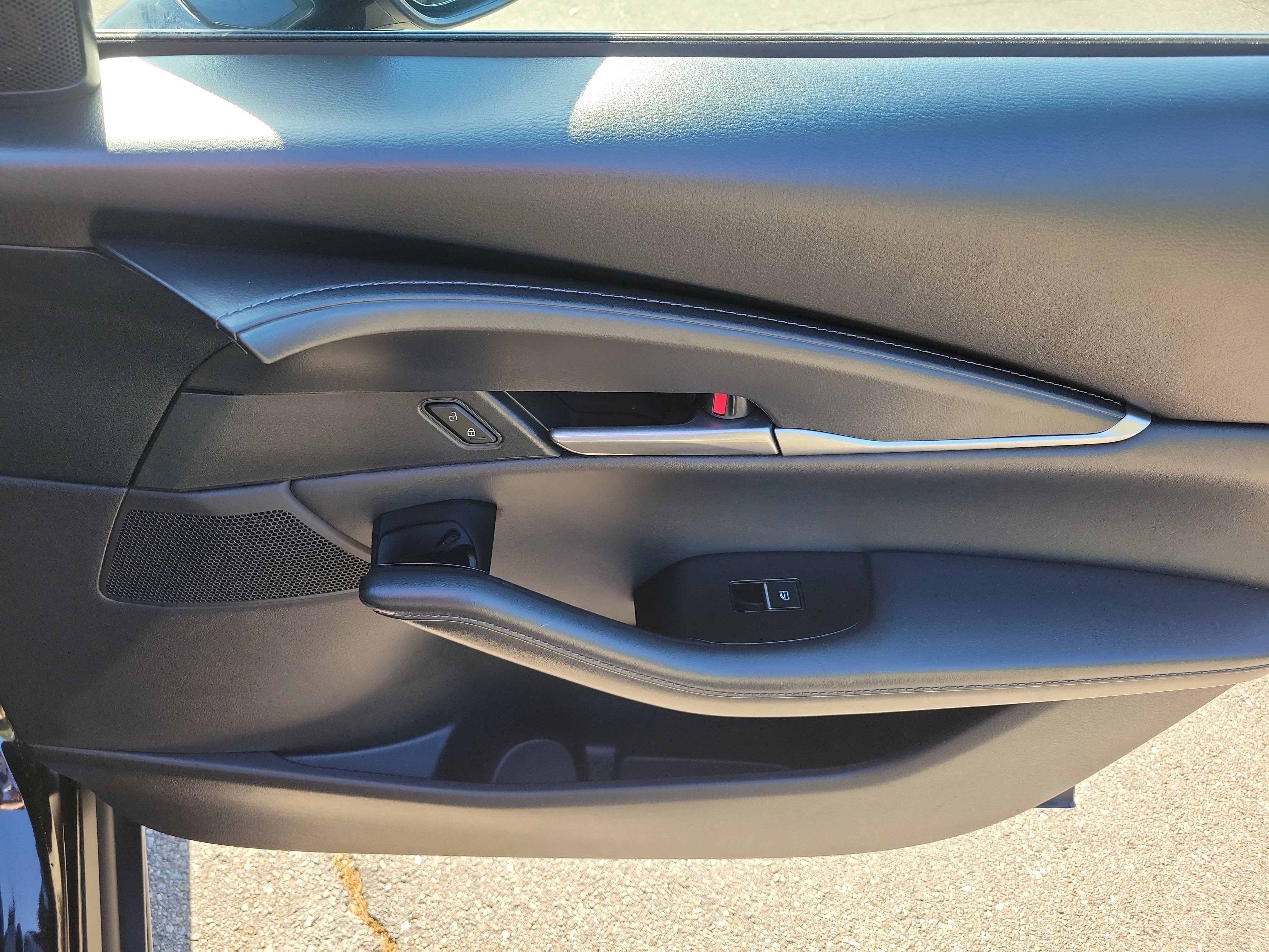 Used 2024 MAZDA CX-30 AWD 2.5 S w/ Select Sport Pkg image 9