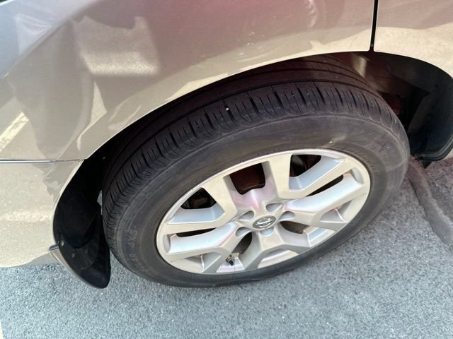 Used 2013 Nissan Rogue SL AWD/4WD image 16