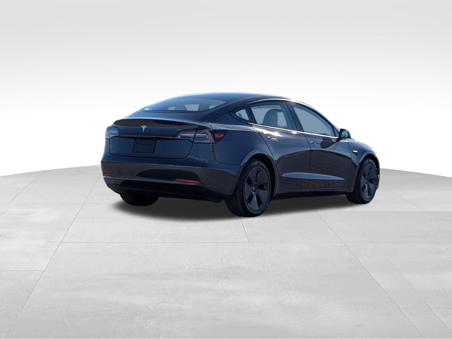 Used 2023 Tesla Model 3 Standard Range RWD image 7