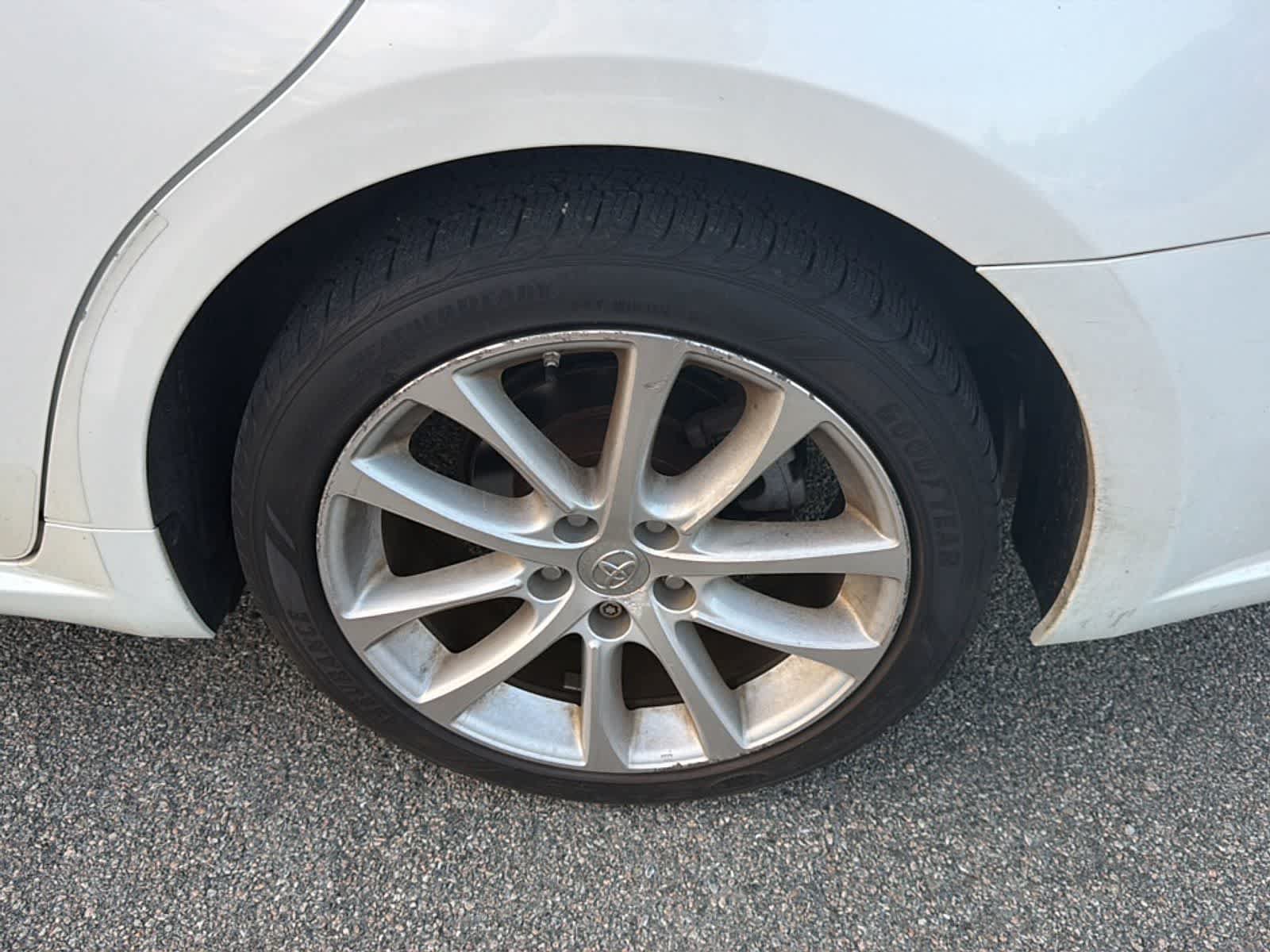 Used 2014 Toyota Avalon Limited FWD image 20