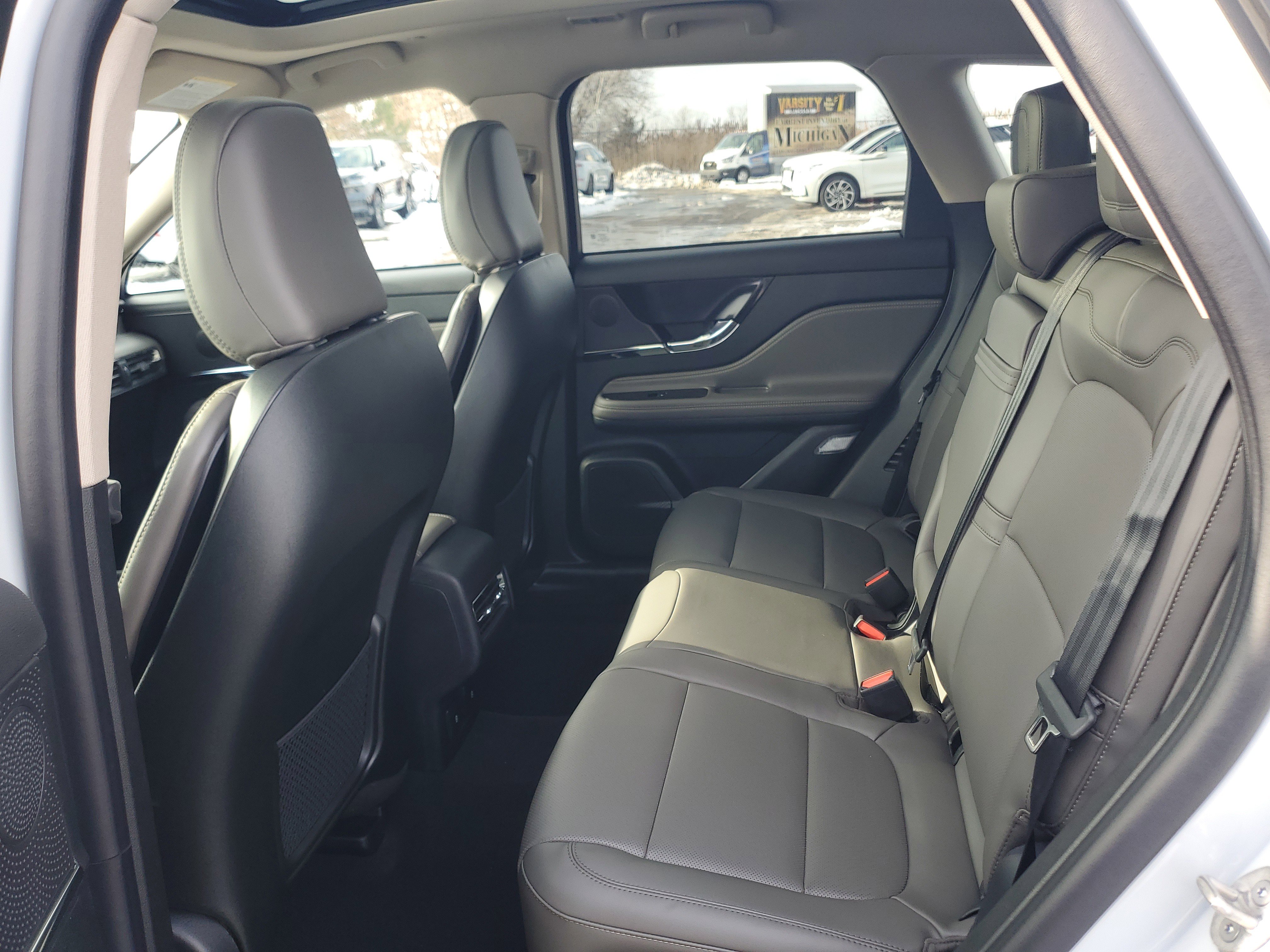 New 2026 Lincoln Corsair Premiere image 25