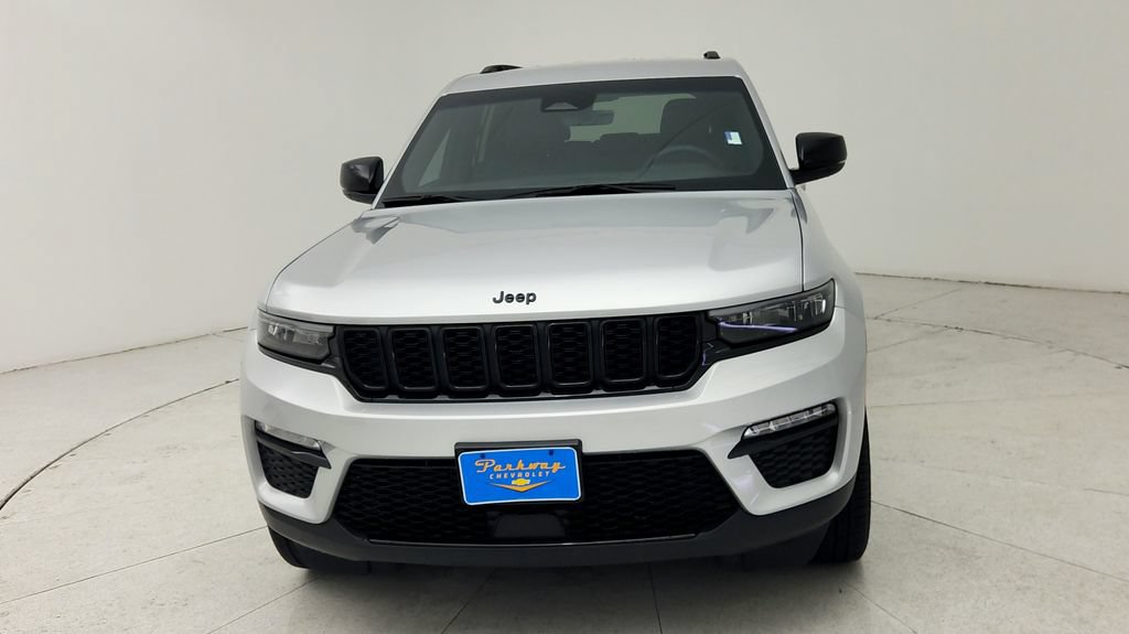 Used 2025 Jeep Grand Cherokee Limited w/ Black Appearance Package RWD image 2