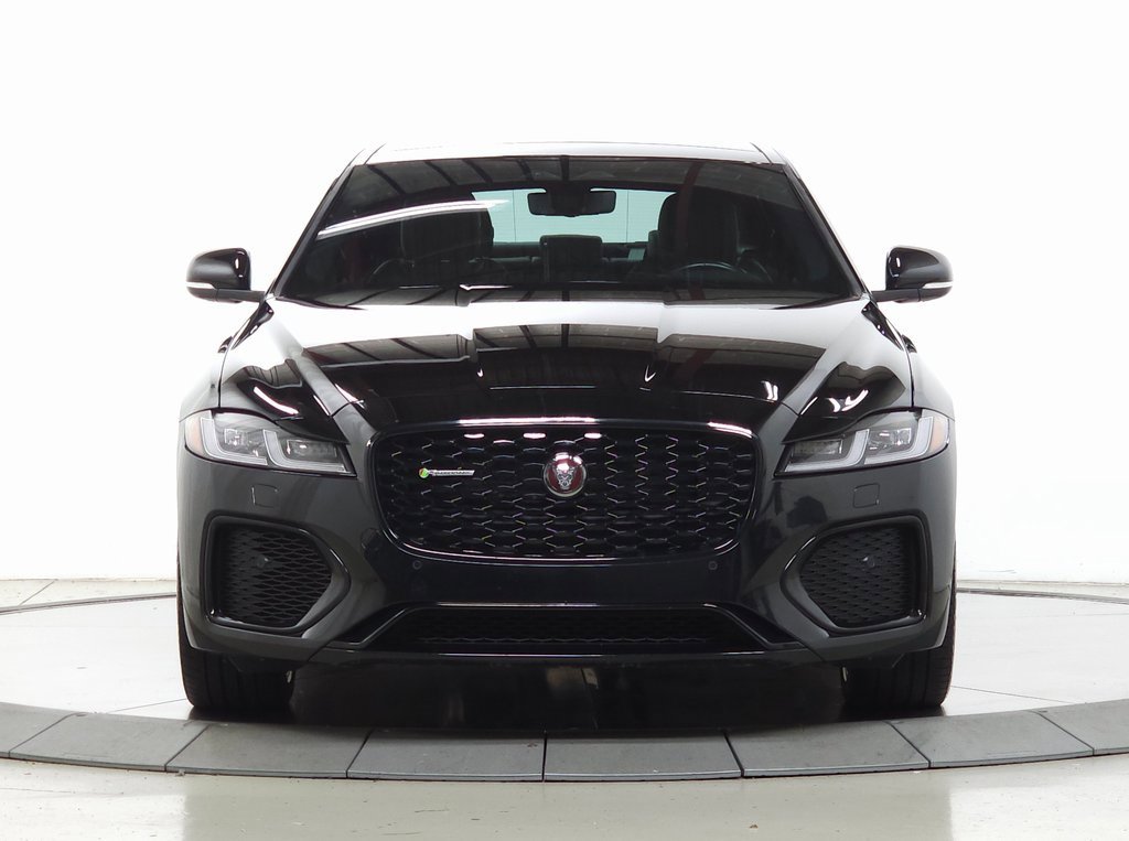 Used 2022 Jaguar XF R-Dynamic SE image 12