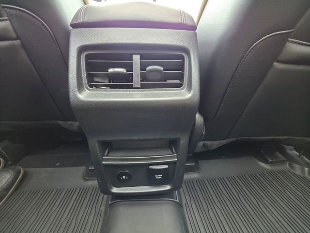 Used 2023 Ford Edge SEL w/ Convenience Package image 39
