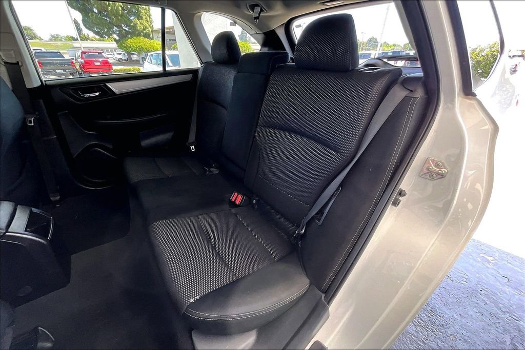 Used 2017 Subaru Outback 2.5i Premium image 22