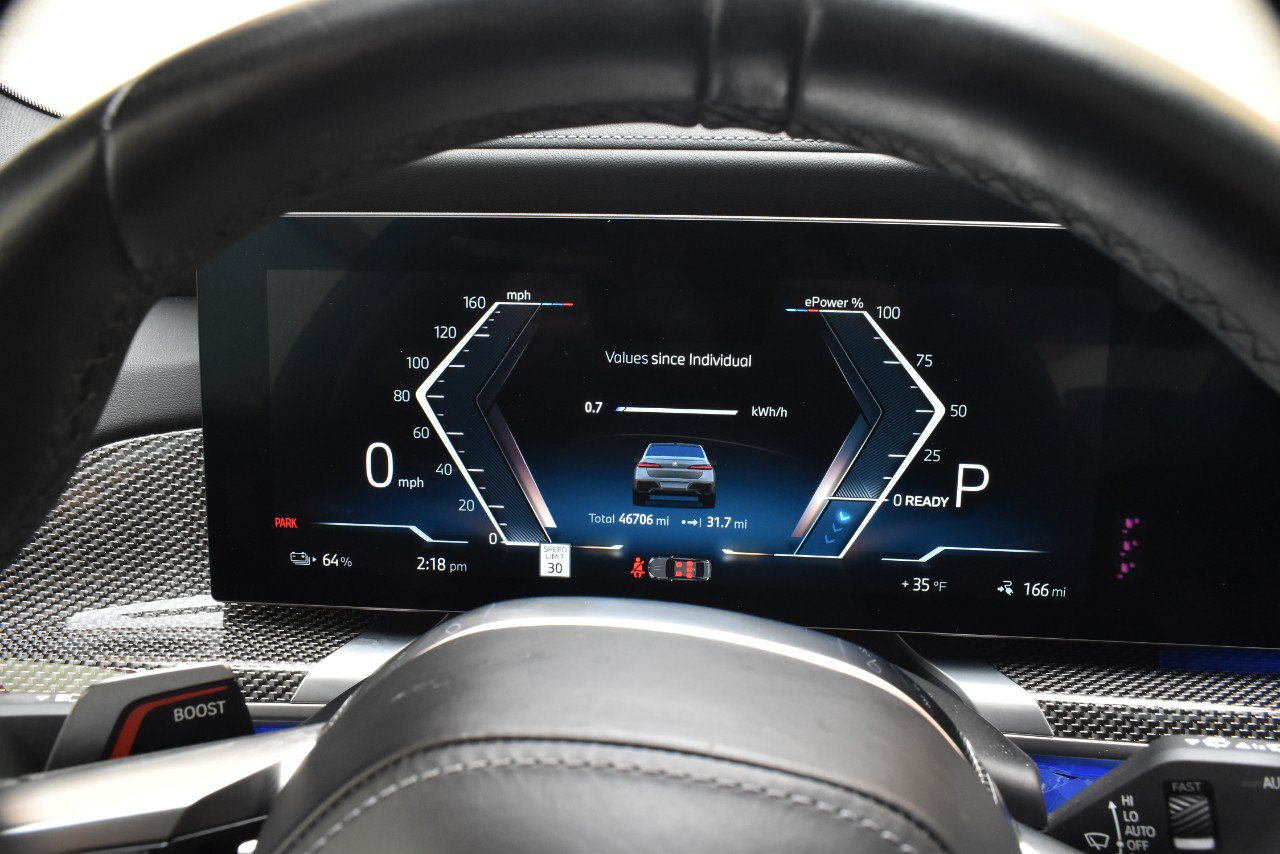 Used 2023 BMW i7 xDrive60 AWD/4WD image 30