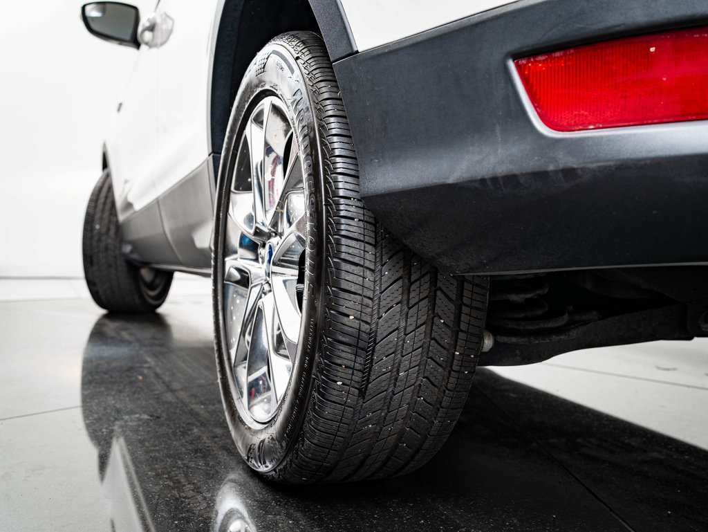 Used 2013 Ford Escape SEL image 42