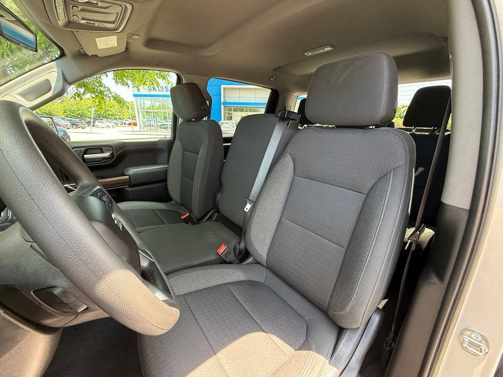 Used 2020 Chevrolet Silverado 1500 RST w/ RST Value Package AWD/4WD image 23