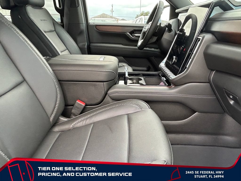 New 2026 GMC Yukon XL Denali w/ Denali Reserve Package AWD/4WD image 21