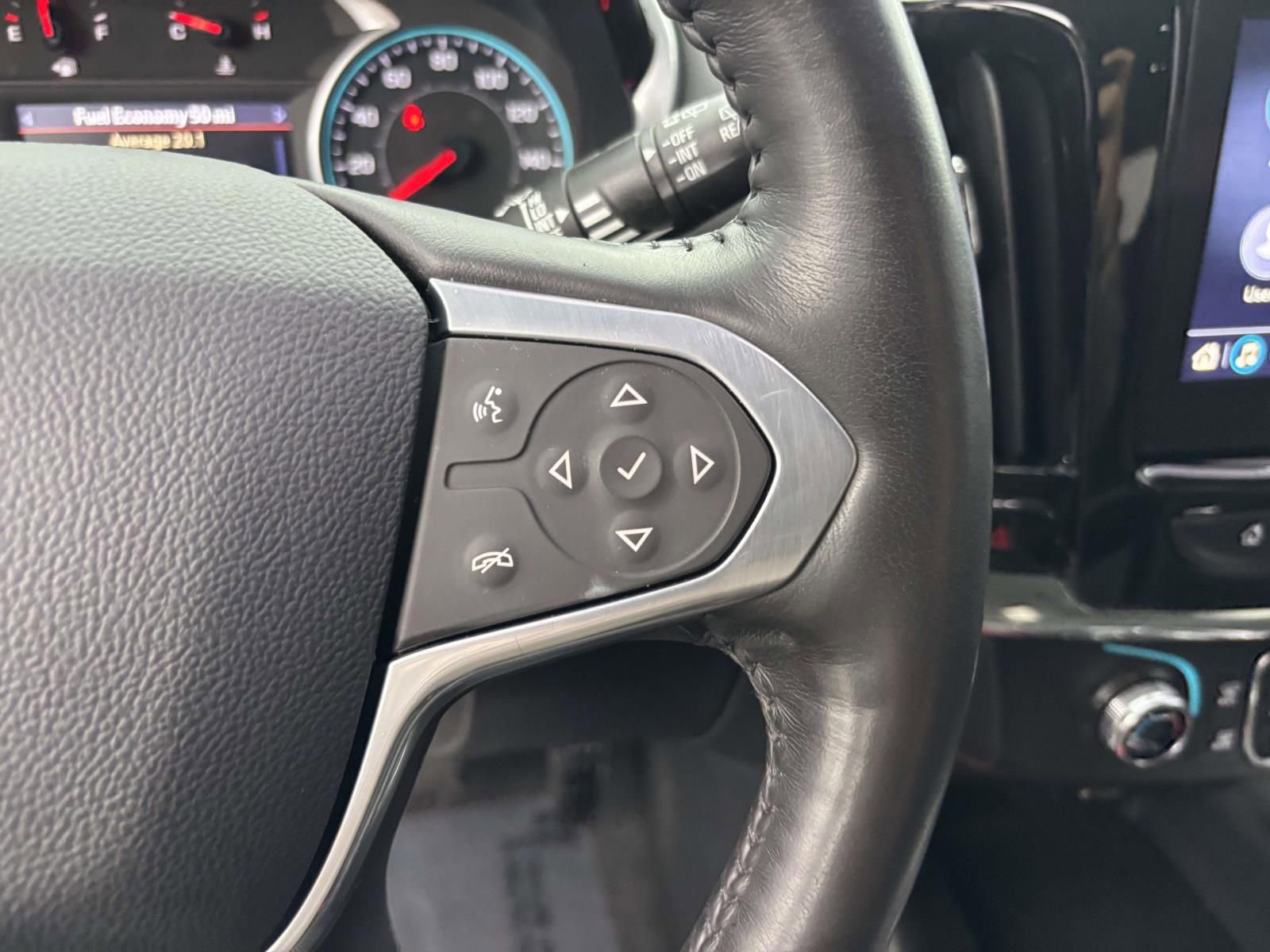 Used 2021 Chevrolet Traverse RS image 21