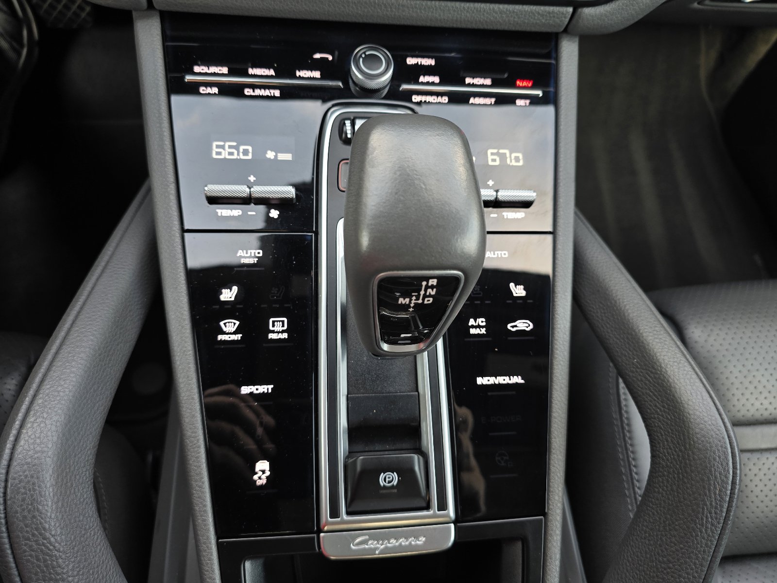 Used 2019 Porsche Cayenne image 20