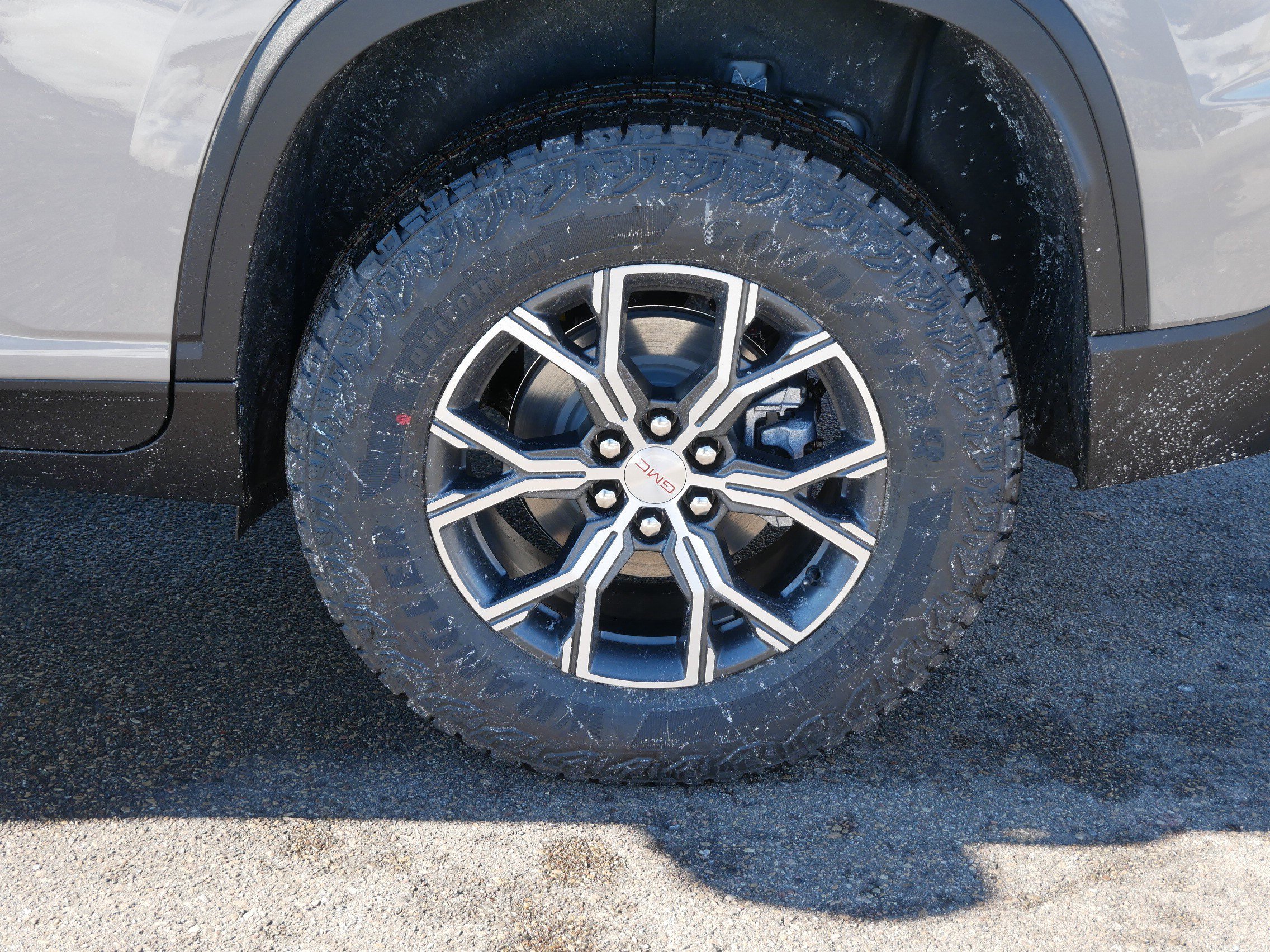 New 2026 GMC Acadia AT4 w/ Luxury Package image 3