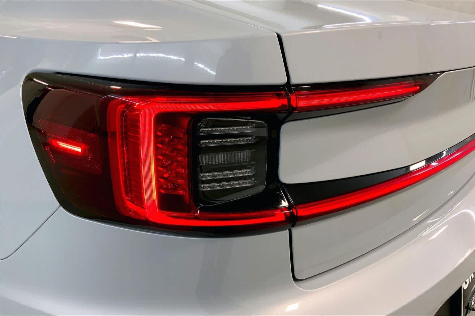Used 2022 Polestar Polestar 2 w/ Plus Package AWD/4WD image 28