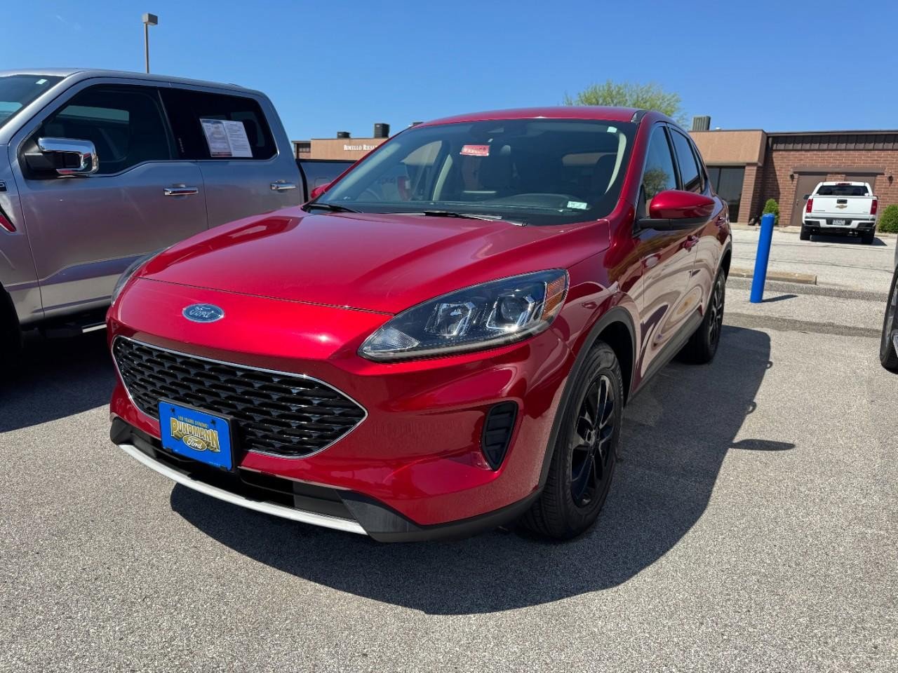 Used 2020 Ford Escape SE image 6