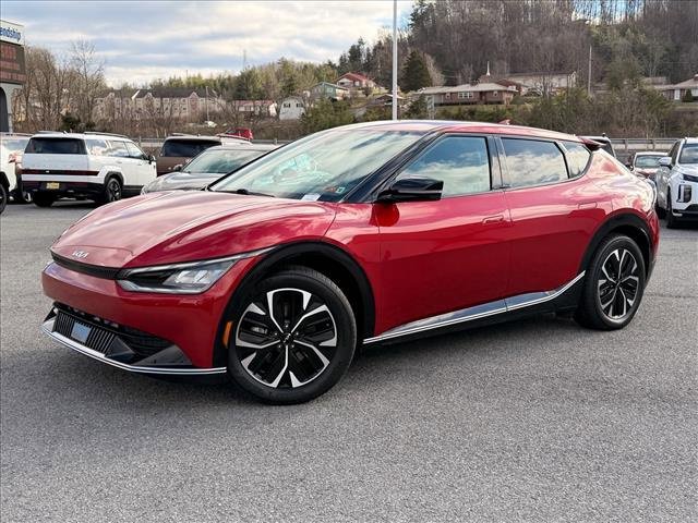 Used 2022 Kia EV6 Wind image 2