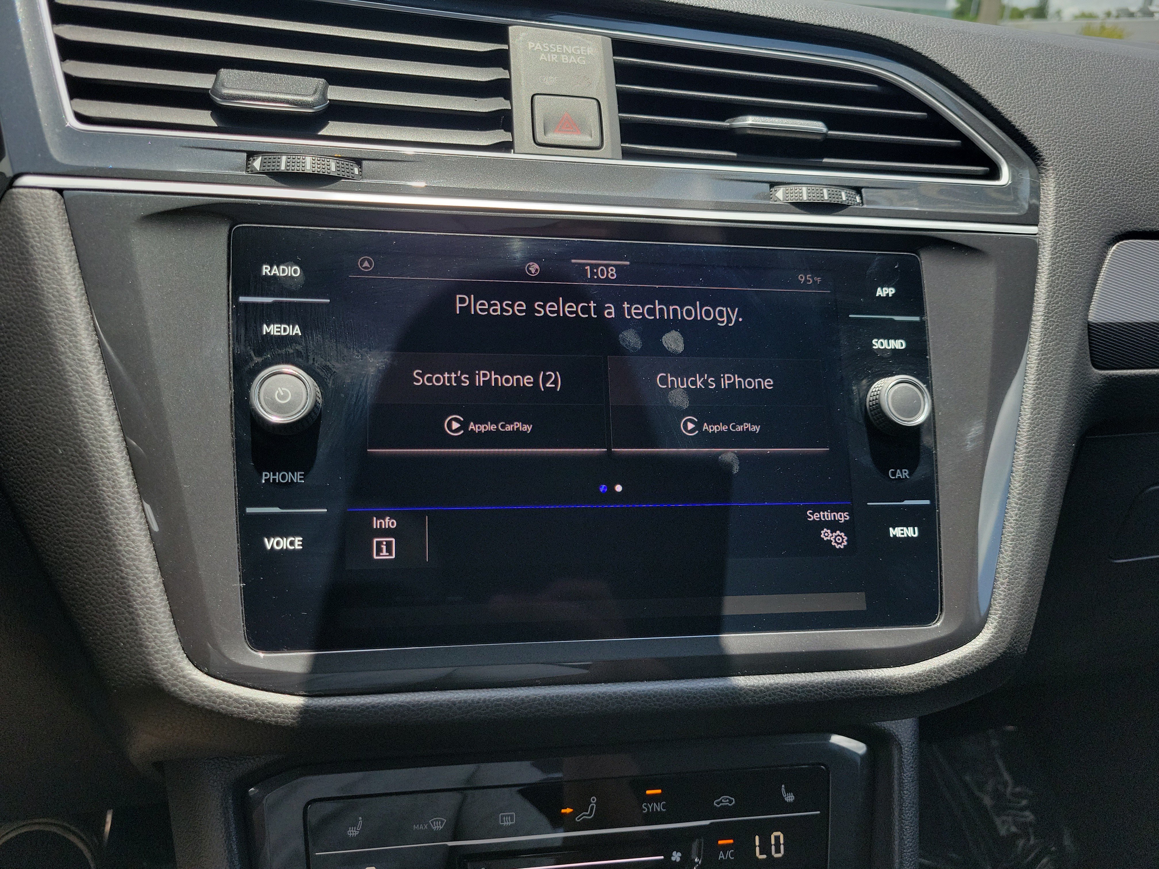 Certified 2023 Volkswagen Tiguan SE R-Line FWD image 21