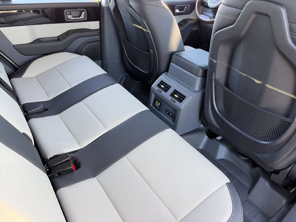 New 2026 INEOS Grenadier Station Wagon AWD/4WD image 20