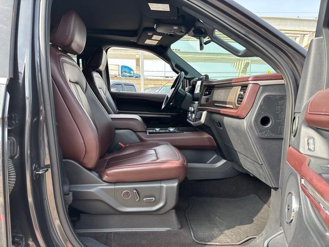 Used 2023 Ford Expedition Limited image 66