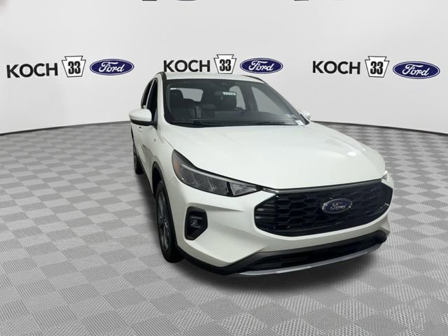 New 2026 Ford Escape ST-Line Select w/ Tech Pack #1 AWD/4WD image 3