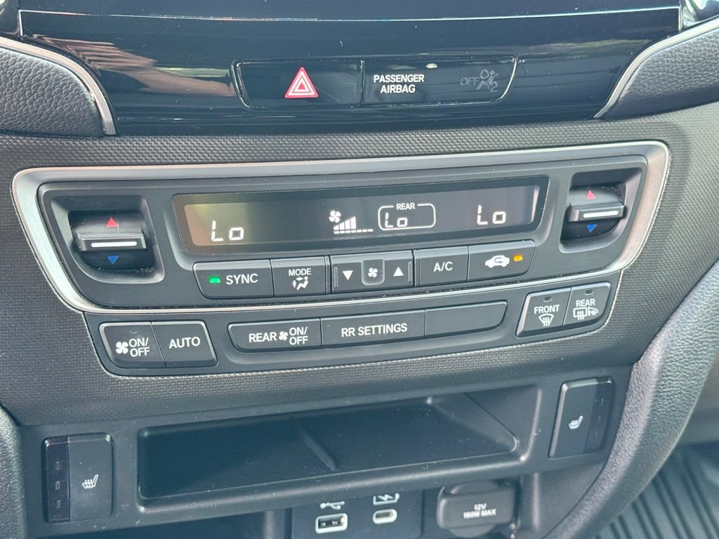 Used 2025 Honda Passport TrailSport image 19