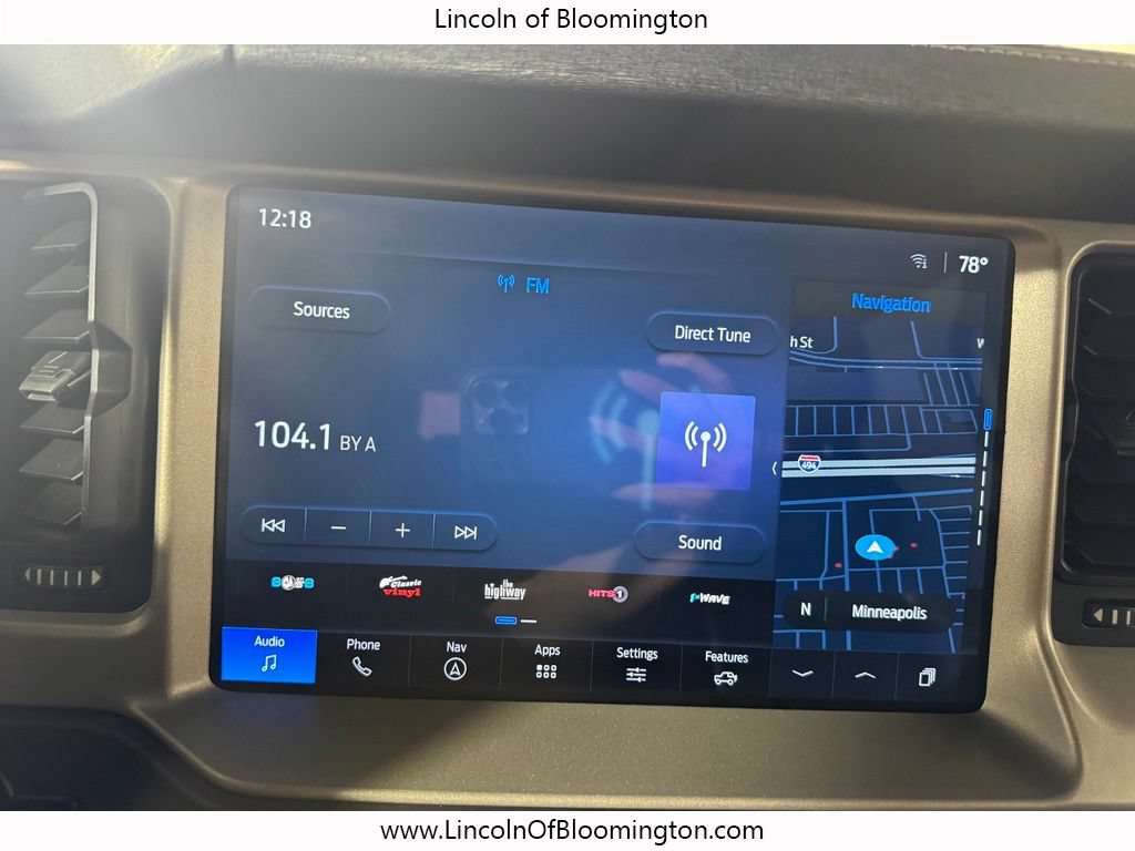 Used 2025 Ford Bronco Outer Banks AWD/4WD image 19