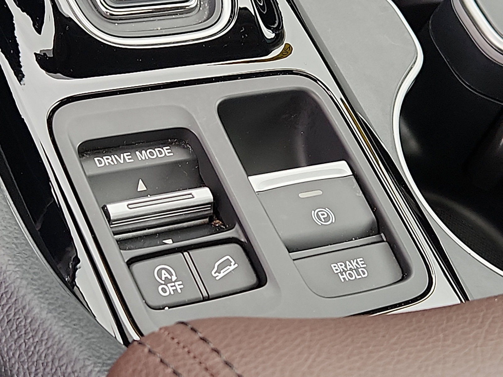 Used 2023 Honda Pilot Elite image 25