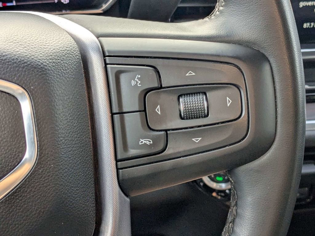 Used 2025 GMC Sierra 1500 SLT AWD/4WD image 24