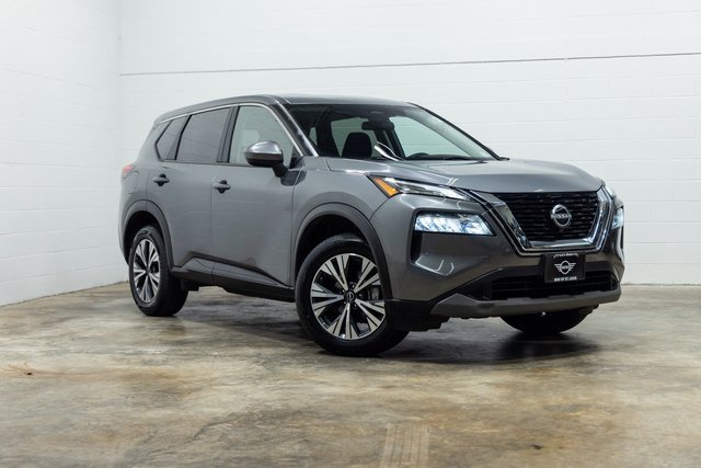 Used 2023 Nissan Rogue SV image 4