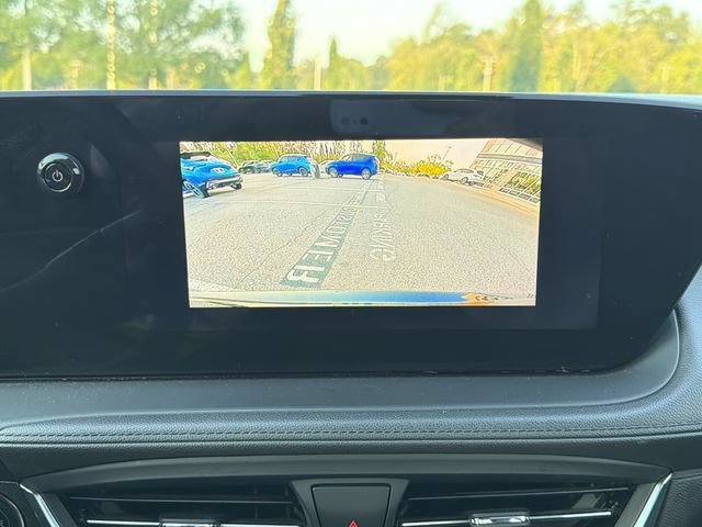 Used 2024 Buick Encore GX Sport Touring FWD image 27