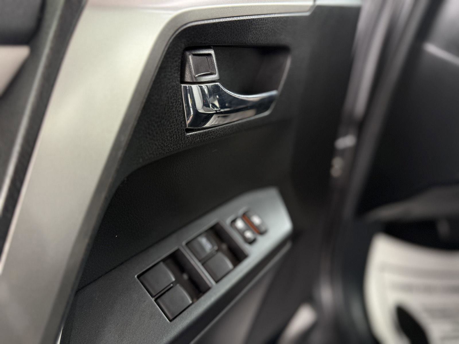 Used 2018 Toyota RAV4 XLE w/ Plus Extra Value Package image 14