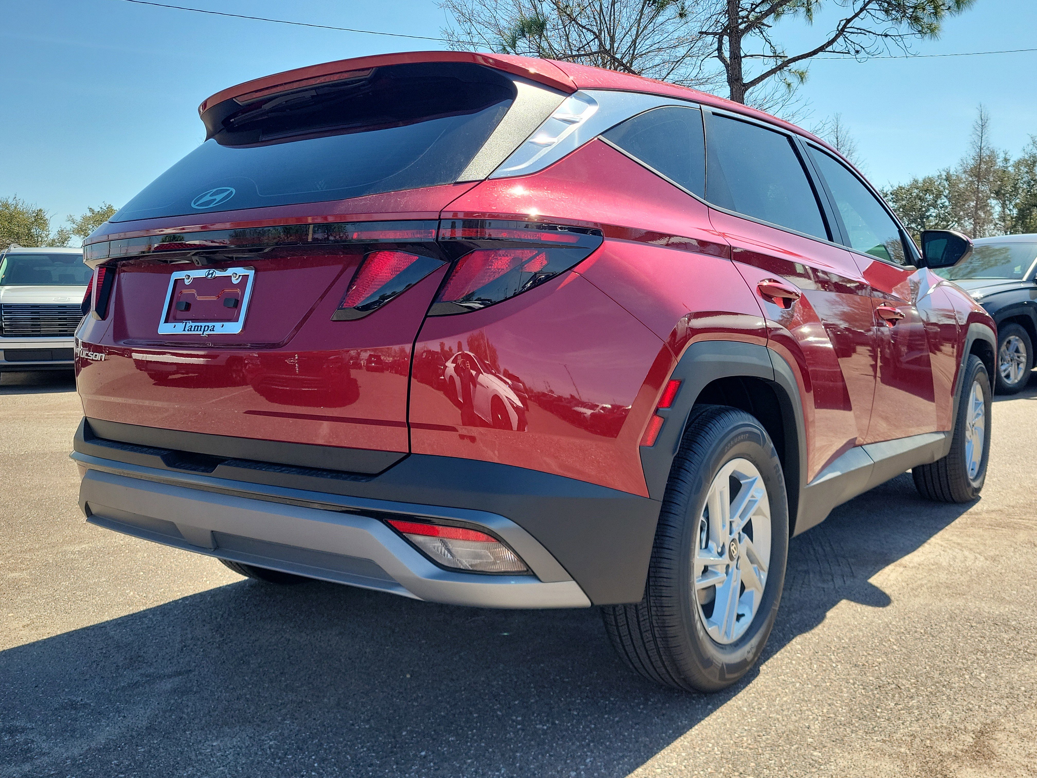 New 2026 Hyundai Tucson SE image 3