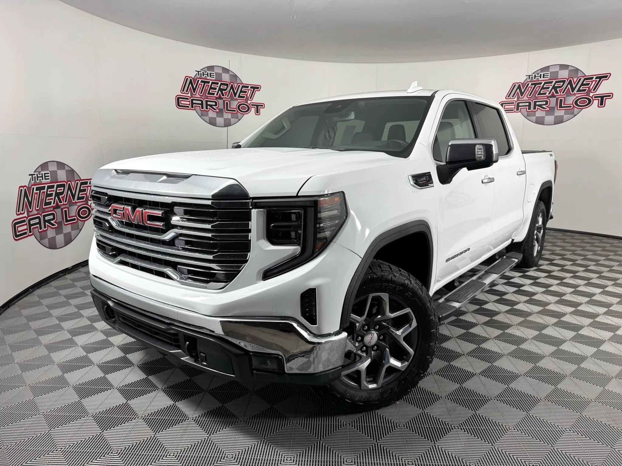 Used 2023 GMC Sierra 1500 SLT w/ SLT Premium Package