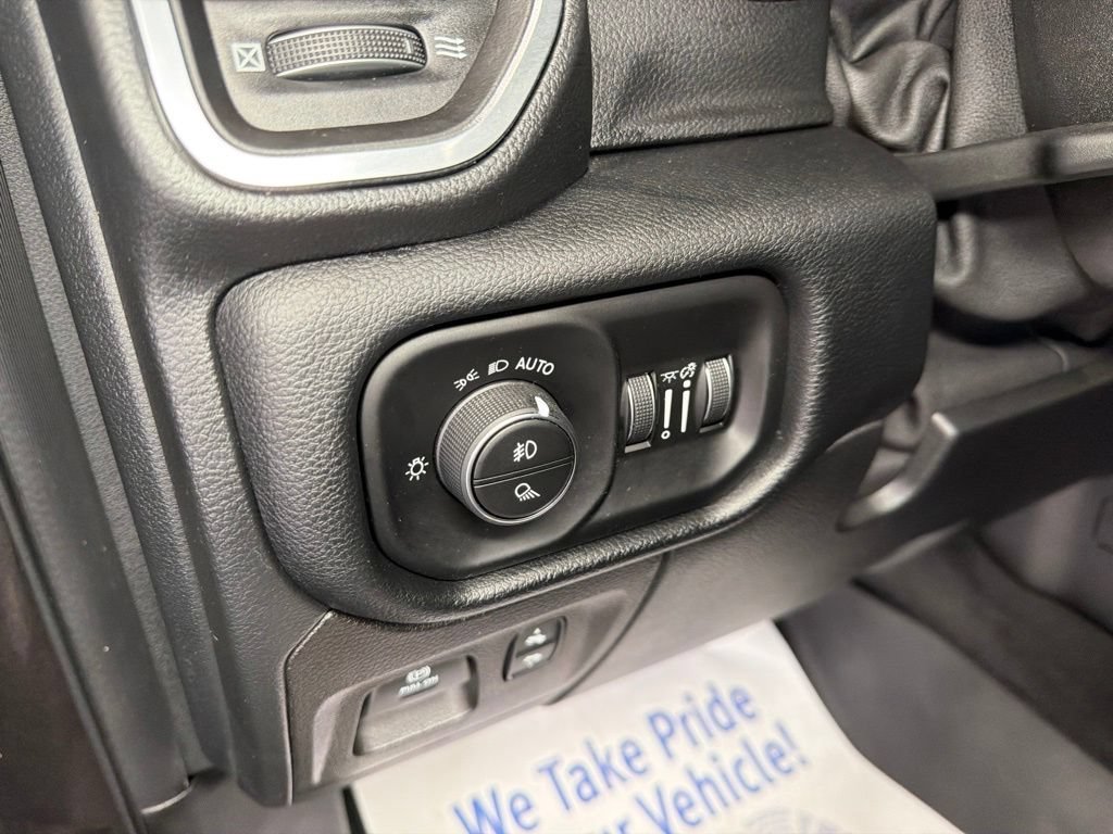 Used 2022 RAM 1500 Laramie w/ Night Edition AWD/4WD image 18