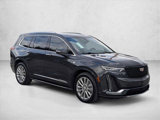 Used 2022 Cadillac XT6 Premium Luxury w/ Technology Package image 3