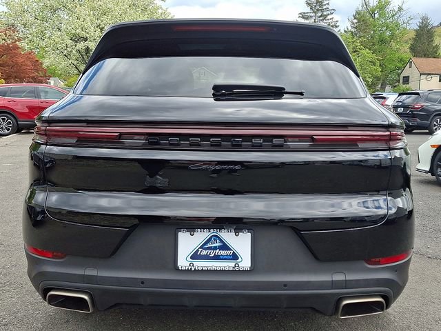 Used 2024 Porsche Cayenne AWD/4WD image 5