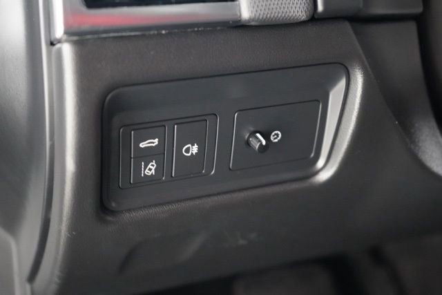 Used 2018 Jaguar F-TYPE Coupe image 19