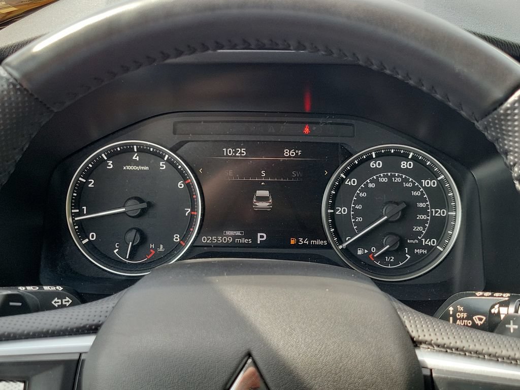 Used 2025 Mitsubishi Outlander SE AWD/4WD image 15