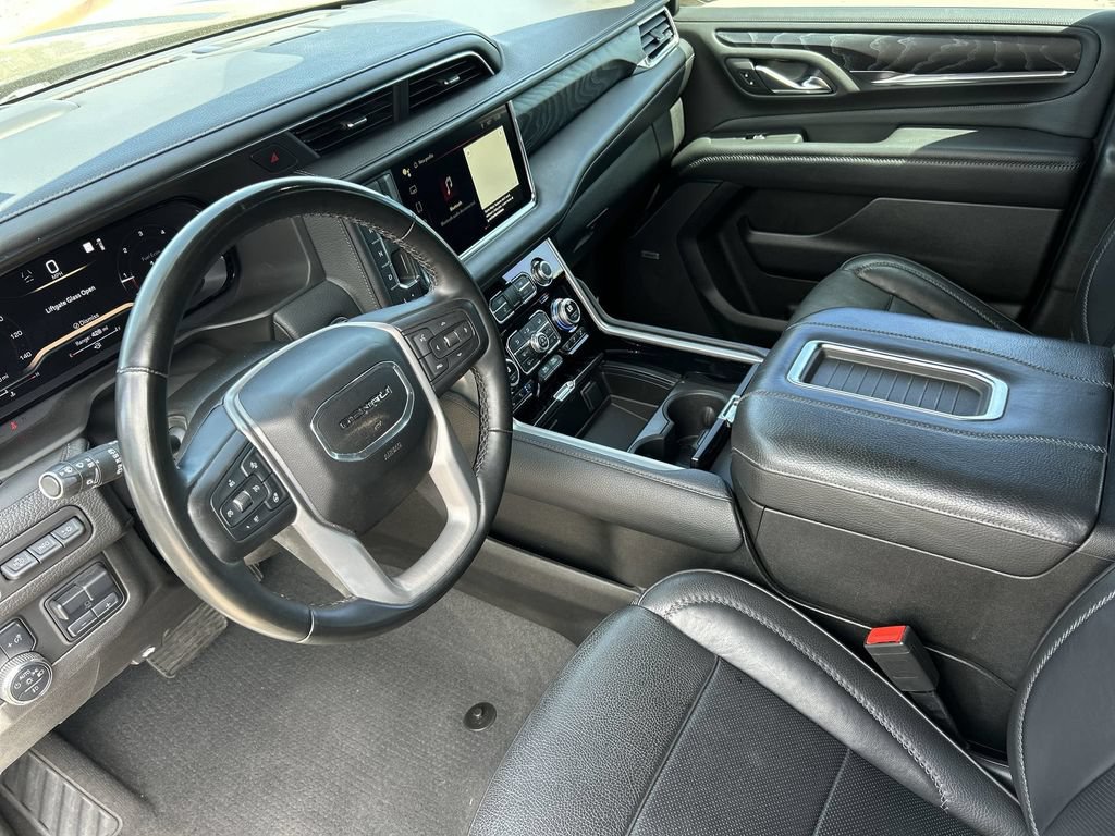 Used 2023 GMC Yukon XL Denali w/ Max Trailering Package AWD/4WD image 10