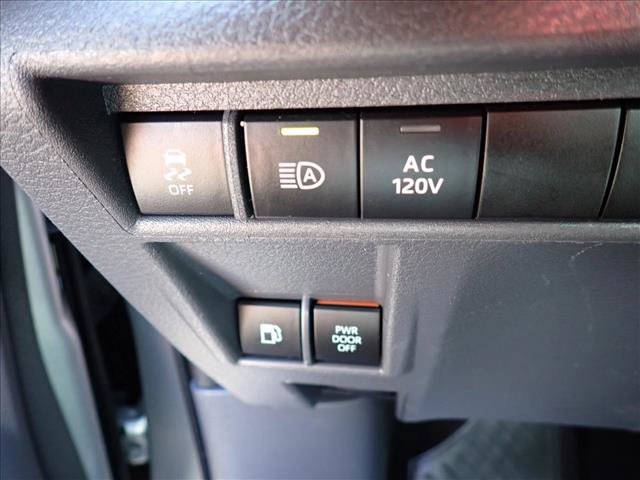 Used 2023 Toyota Sienna XLE w/ XLE Plus Package AWD/4WD image 19